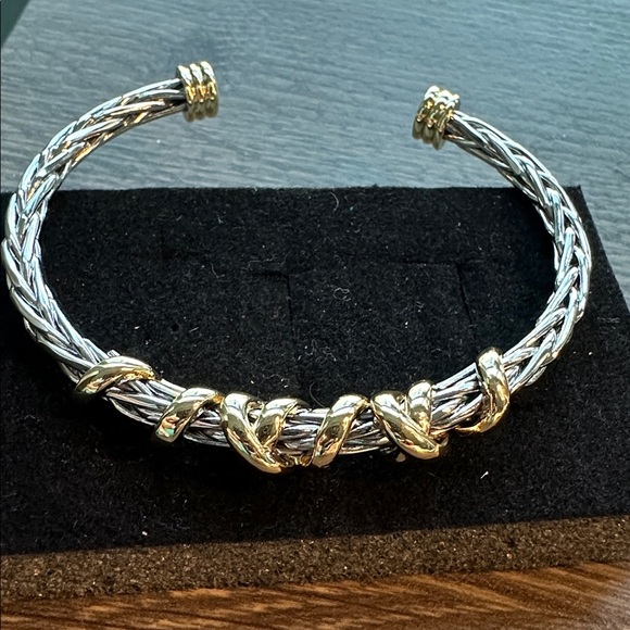 Two-Tone Braided Cuff - Picture 1 of 4